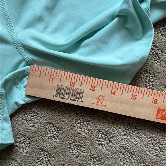 Tommy Bahama Golf Light Green Sleeveless Top and Skort Skirt Set - Picture 10 of 11